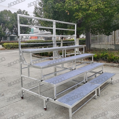 四層帶輪折疊合唱團臺